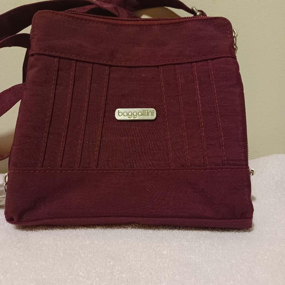 Baggallini Crossbody Purse
